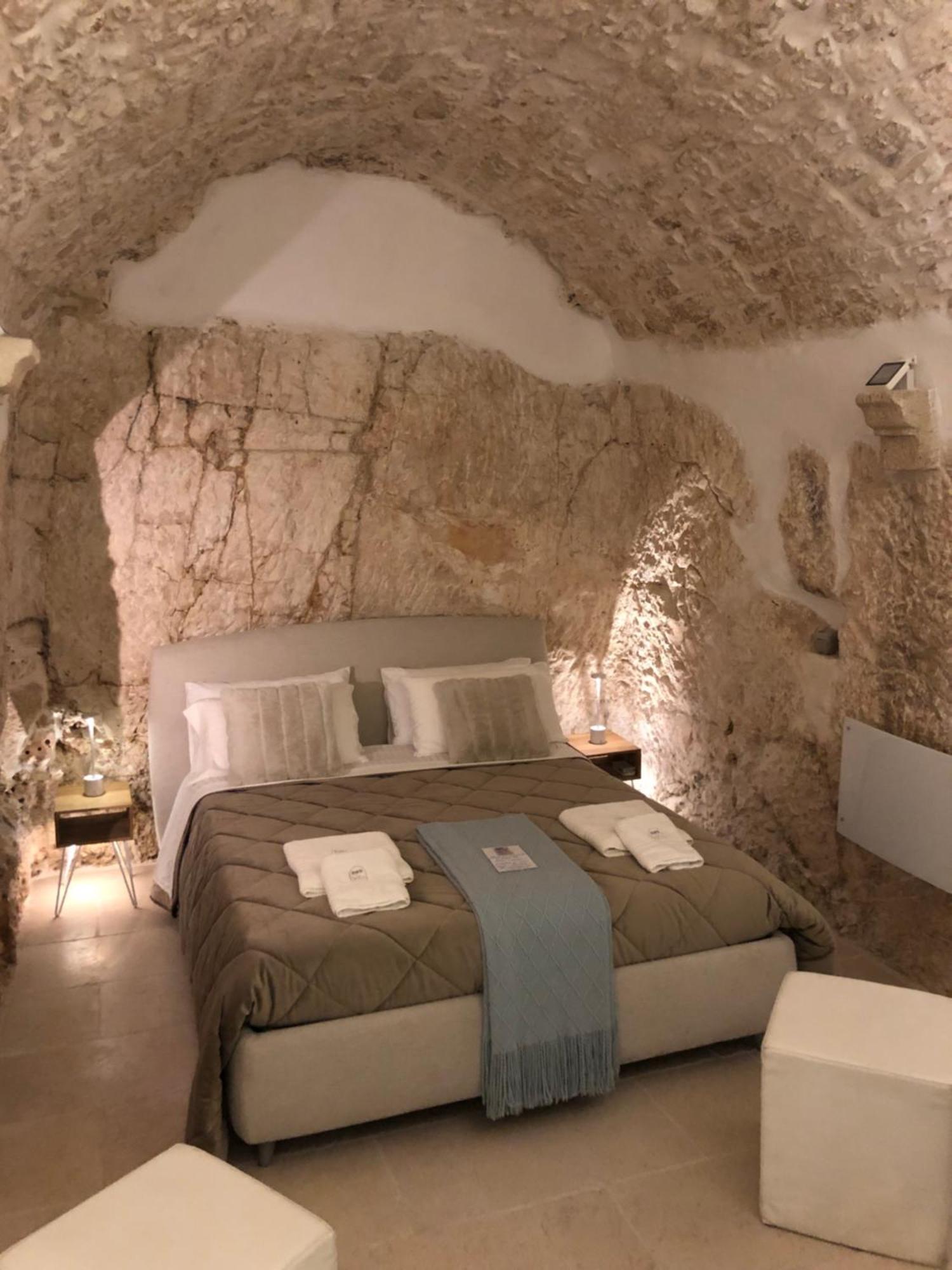 Ca Sotto L'Arco Bed & Breakfast Ostuni Exterior photo