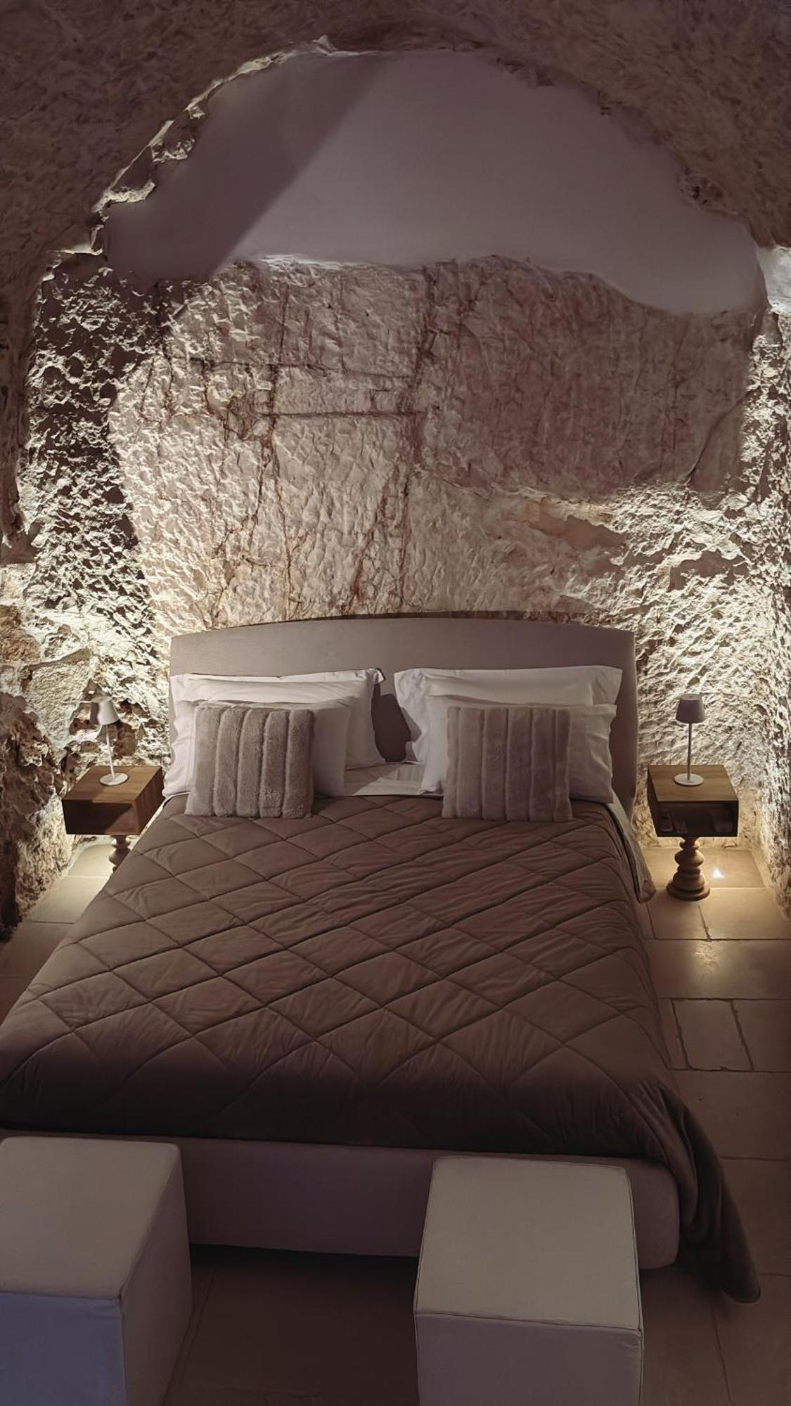 Ca Sotto L'Arco Bed & Breakfast Ostuni Exterior photo